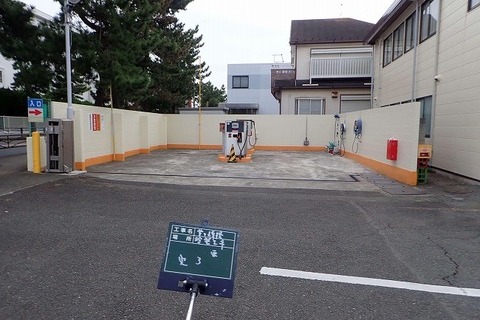 ガソリンスタンド 塗装工事