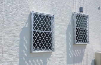 外壁塗装工事は必要？ 実はトラブルも多い！ 信頼できる業者に頼もう