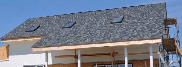 代表的な屋根材を知ろう！屋根材の種類や修理方法をわかりやすく解説