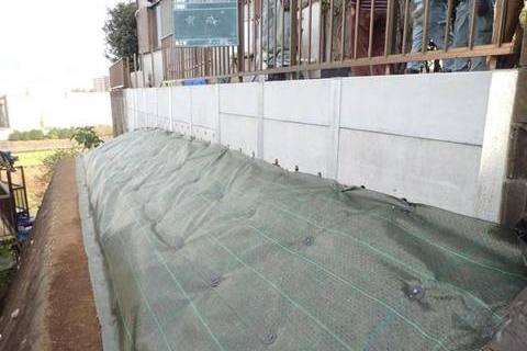 土留め擁壁補修