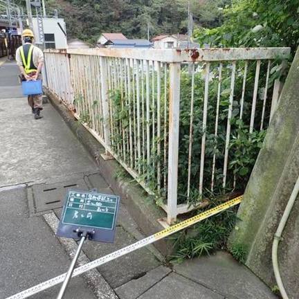 プラットホーム柵